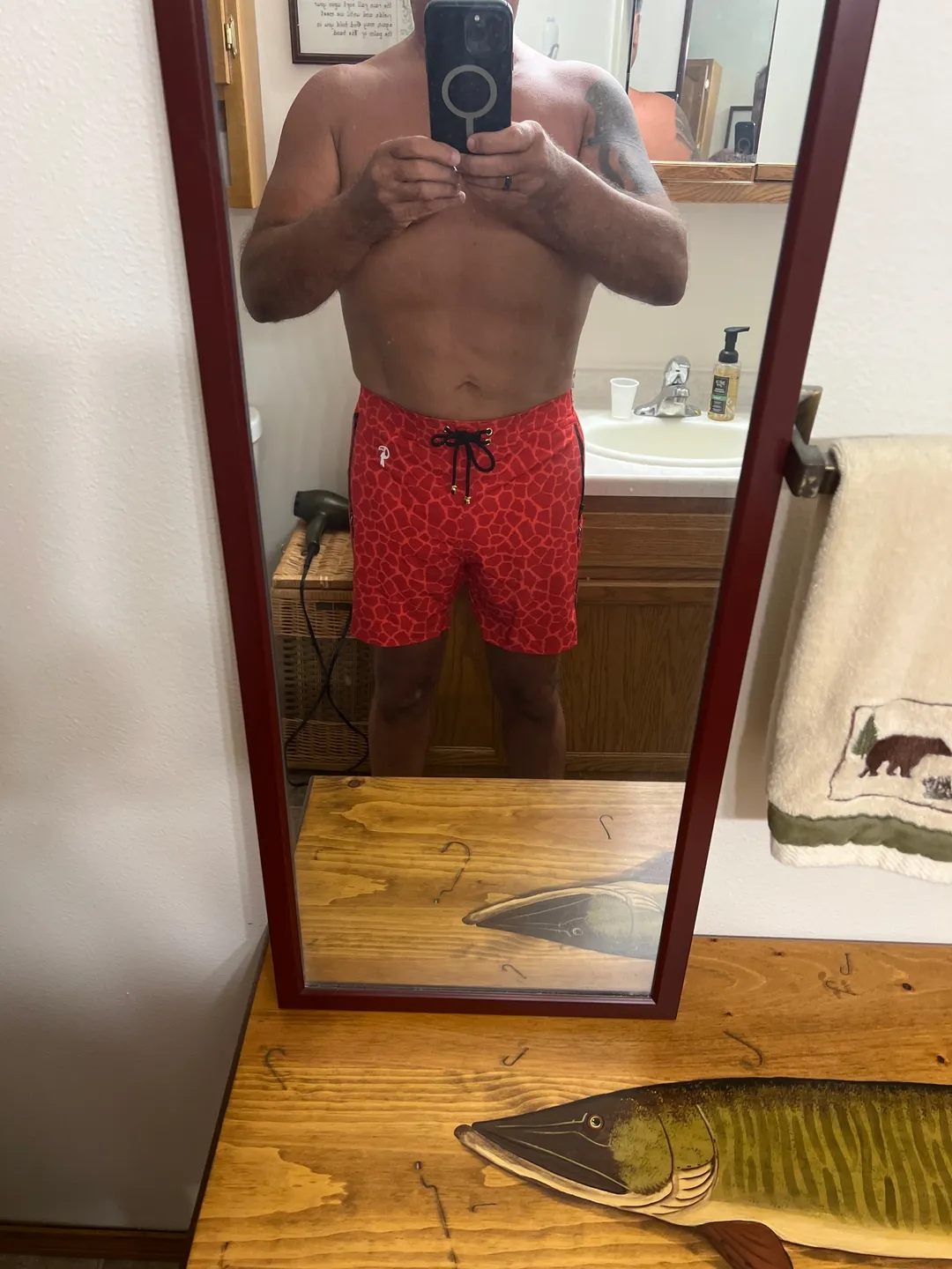 Tim C. wearing Mirage Red - 5"
