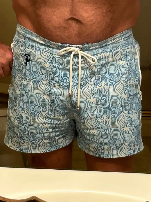 Customer photo from William C. review of Make Waves Blue V2 - 3"