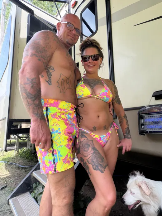 Customer photo from Derrick H. review of Wild Splatter Pink - 5"