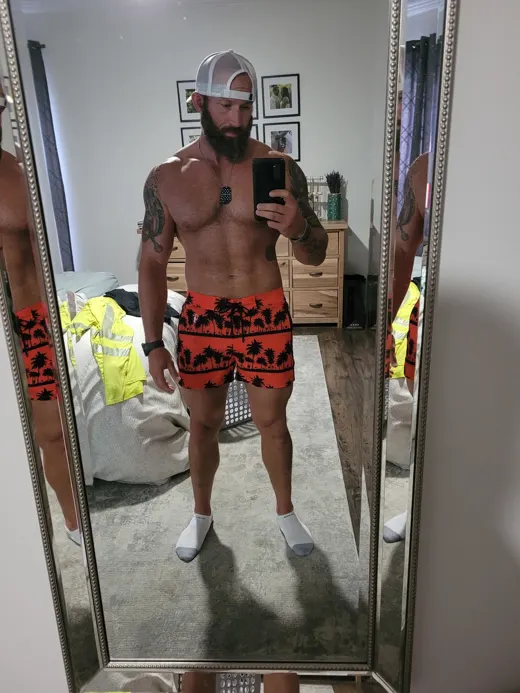 Customer photo from Dustin T. review of Black Palm Orange - 3"
