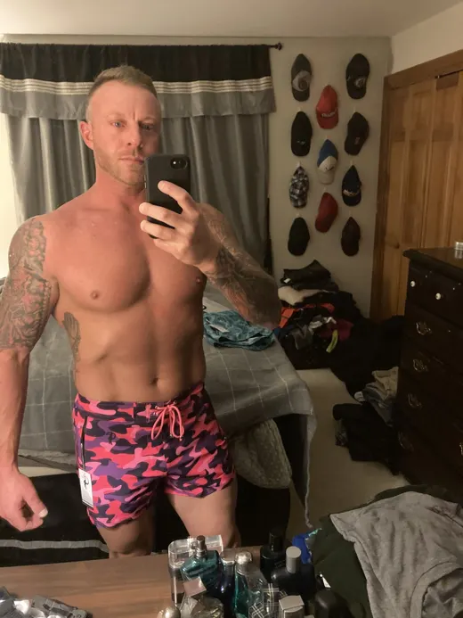 Customer photo from Anthony T. review of Pink Camo - 3"