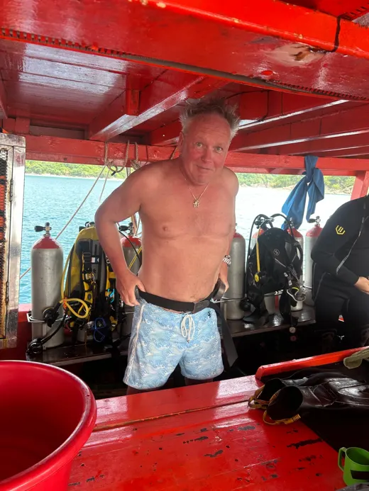 Customer photo from Luciano V. review of Fluro Aqua - 5"
