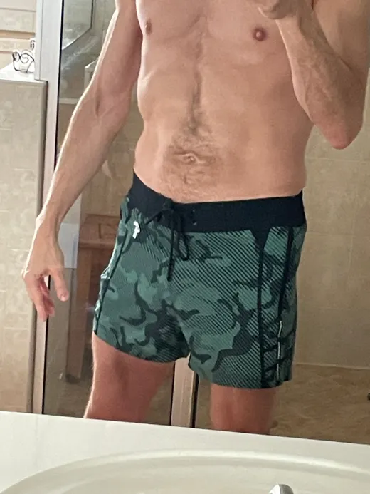 Customer photo from Christopher K. wearing Striped Green Camo - 3"