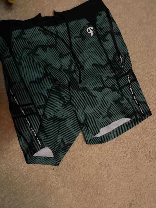 Customer photo from Daniel R. review of Striped Green Camo - 7"