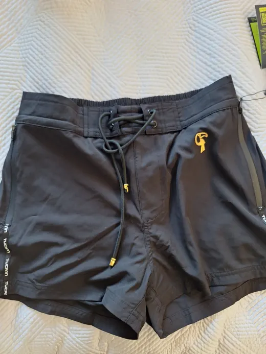 Customer photo from Tamlyn G. review of Cookie Black - 3"