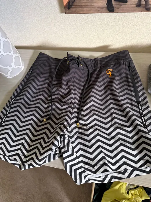 Customer photo from Ross B. review of Onyx Vibe 5"