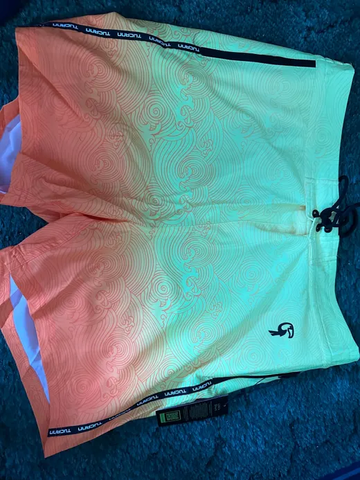 Customer photo from Michael S. review of Faded Waves Sunset - 5"