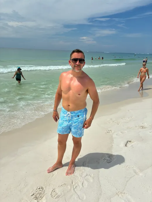 Customer photo from Berto L. review of Make Waves Blue - 5"