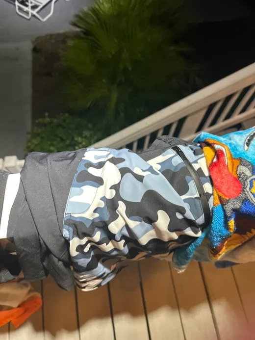 Customer photo from Isaac M. review of Split Camo Black - 5"