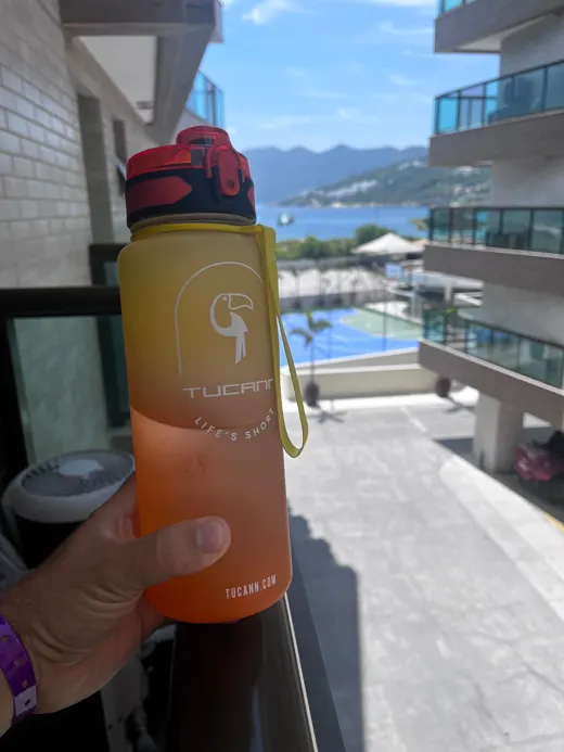 Customer photo from Pedro M. review of Sunset Drink Bottle